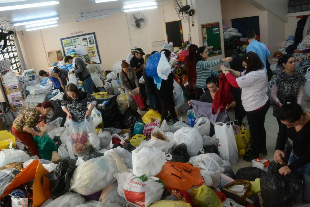 Doa&ccedil;&otilde;es podem ser entregues no Gin&aacute;sio Tesourinha
