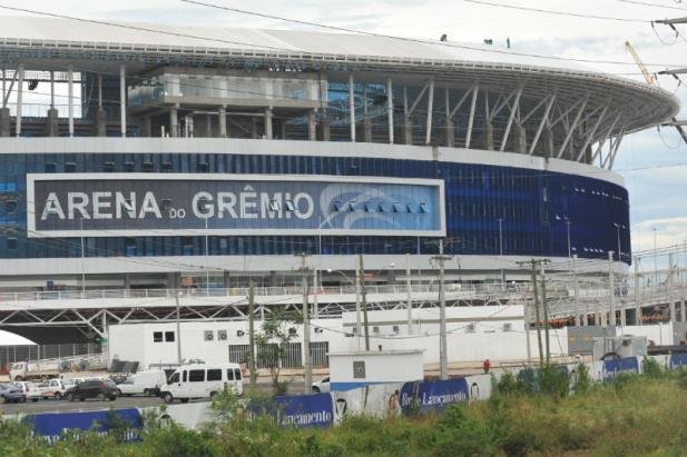 Gr&ecirc;mio enfrenta o Santos, 21h, pelo Brasileir&atilde;o