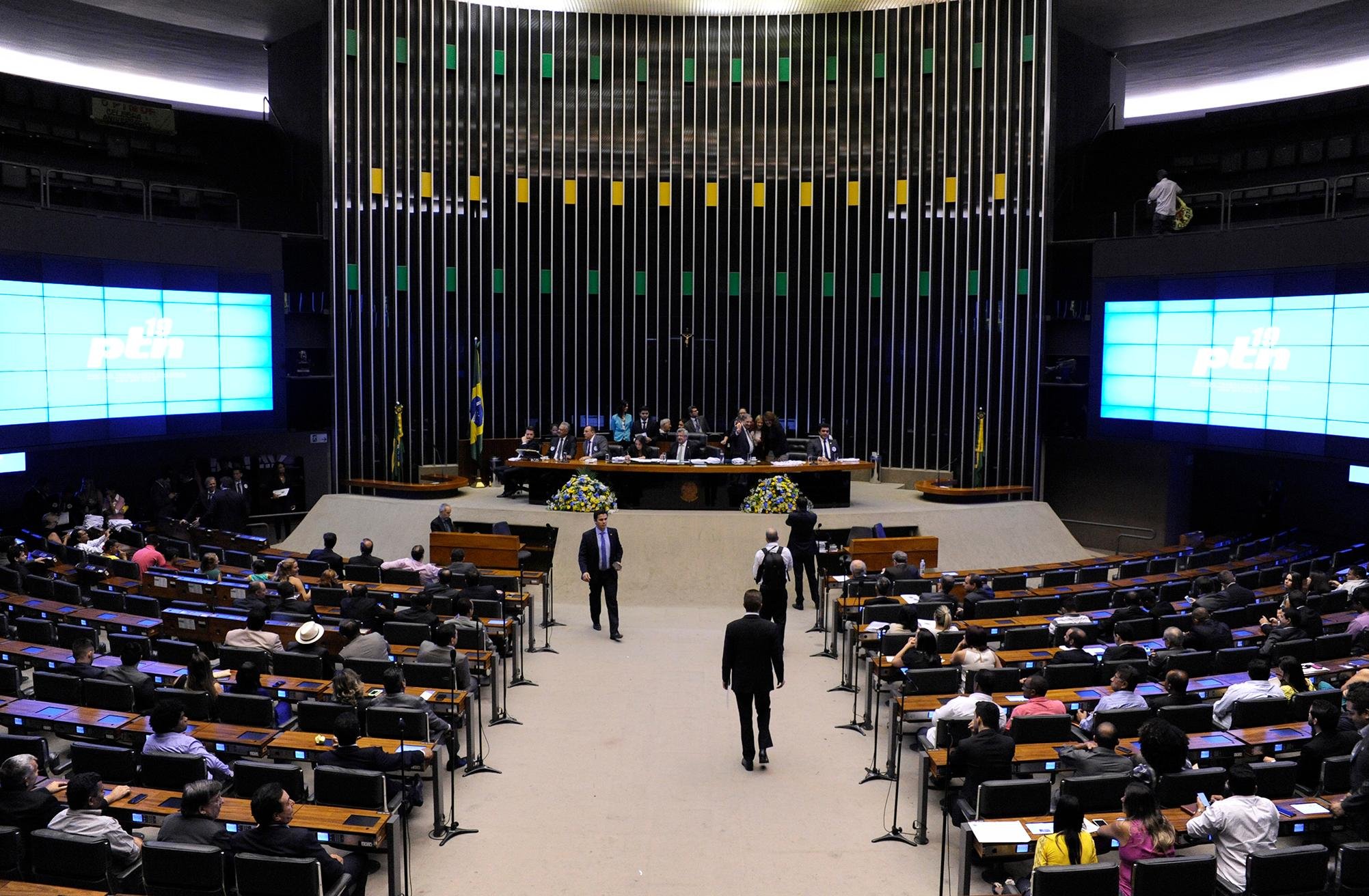 C&acirc;mara aprova projeto para combater bullying nas escolas