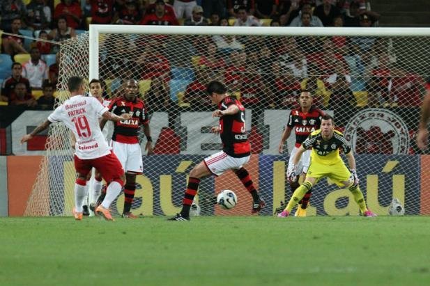 Inter foi derrotado pelo Flamengo no Maracan&atilde; no ano passado