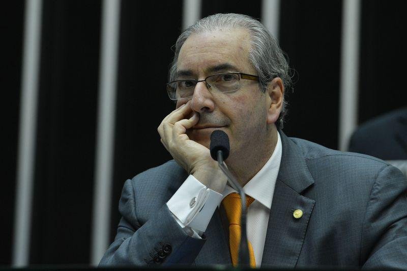 Suspeita &eacute; que valores s&atilde;o decorrentes de propina em contrato da Petrobras 
