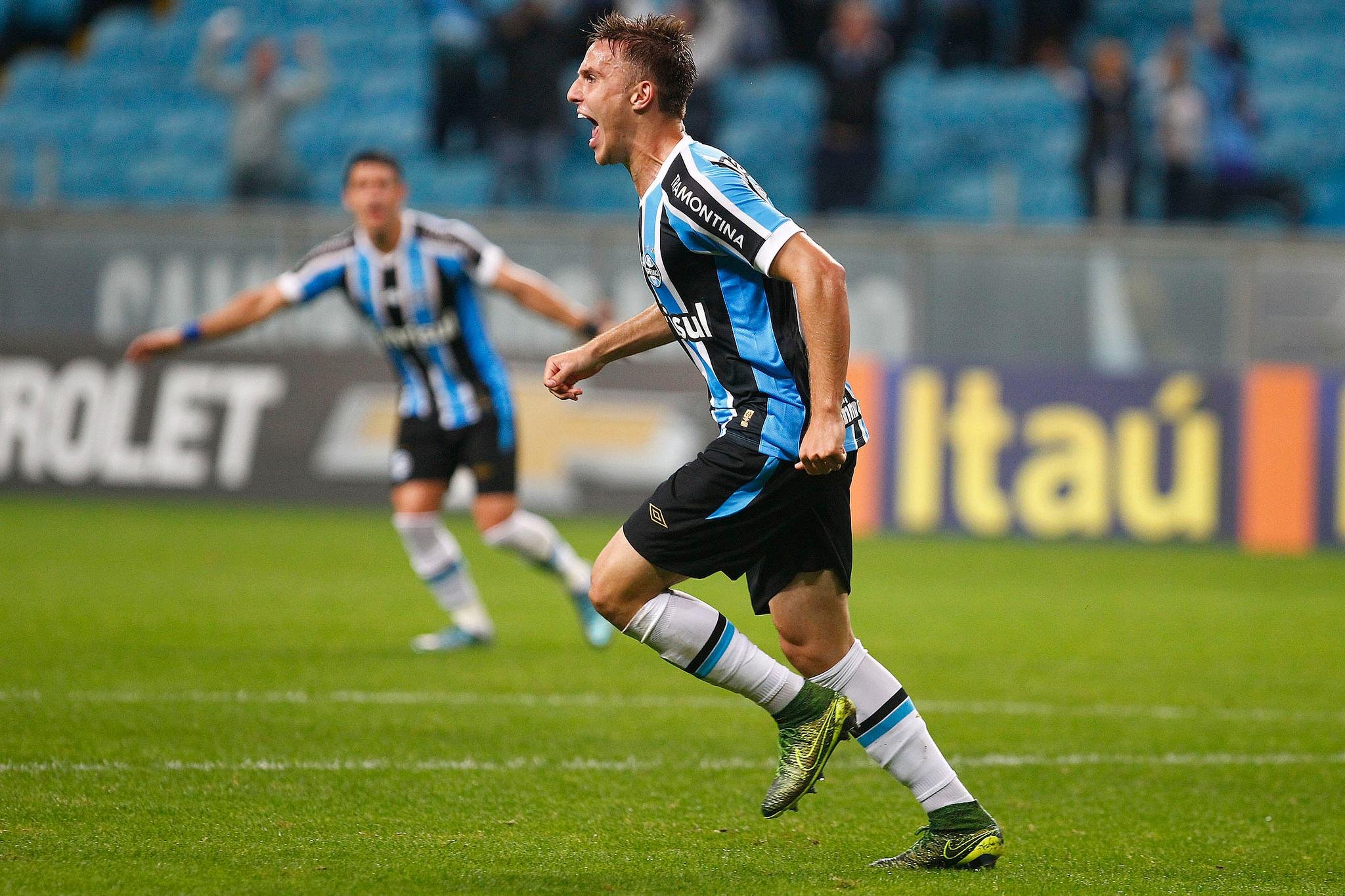 Bressan foi o autor do gol da vit&oacute;ria contra o Santos