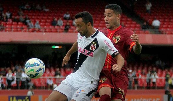 S&atilde;o Paulo sofre para empatar com lanterna Vasco no Morumbi