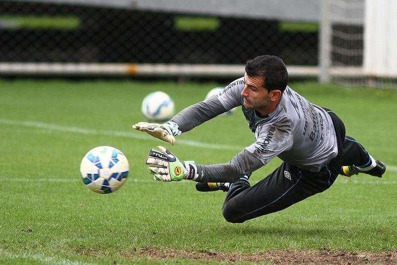 Grassi lamentou desaten&ccedil;&otilde;es para derrota por virada