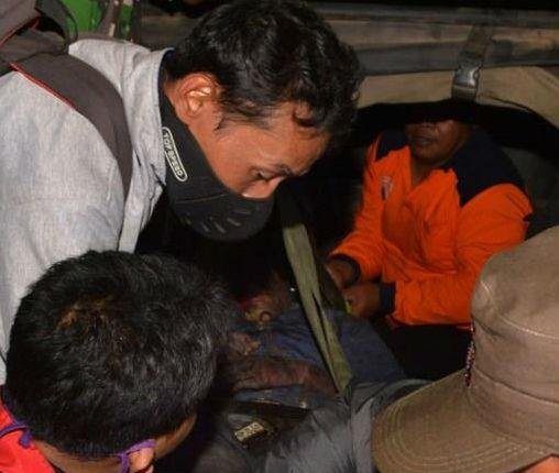 Inc&ecirc;ndio florestal mata sete alpinistas indon&eacute;sios