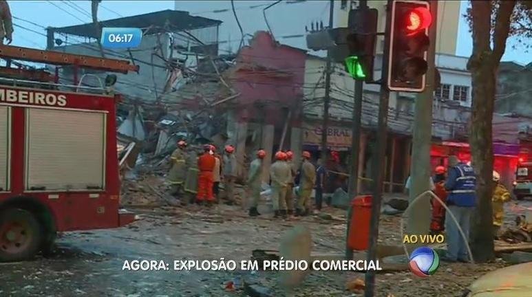Restaurantes e casas foram atingidas no bairro S&atilde;o Crist&oacute;v&atilde;o 