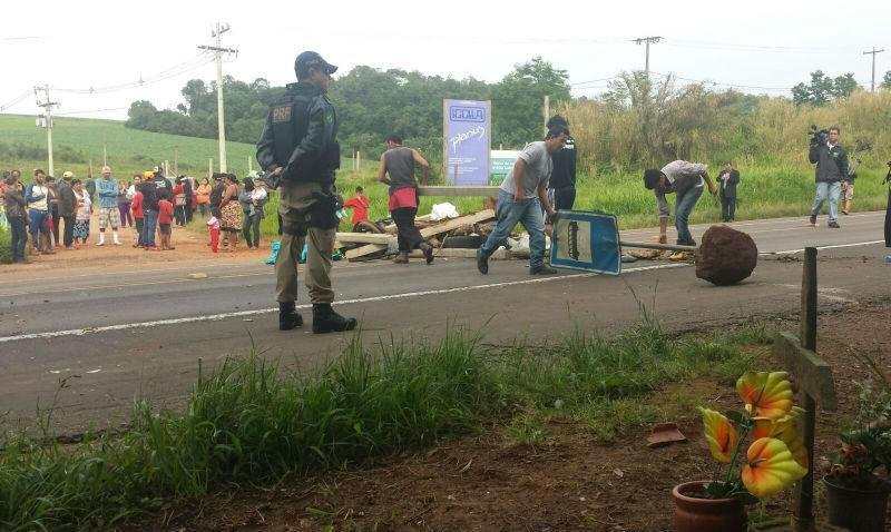 Duas irm&atilde;s e prima morrem atropeladas em Estrela