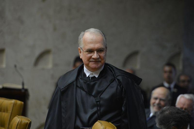 Luiz Edson Fachin disse que plen&aacute;rio pode apreciar textos nesta semana