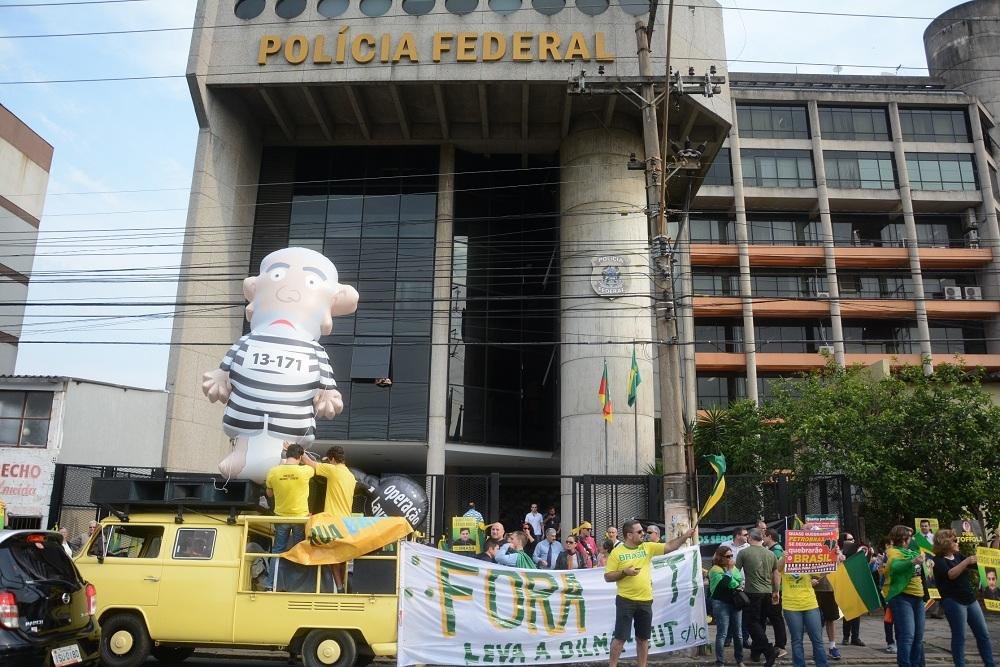 Manifestantes bloquearam parcialmente o tr&acirc;nsito na Ipiranga