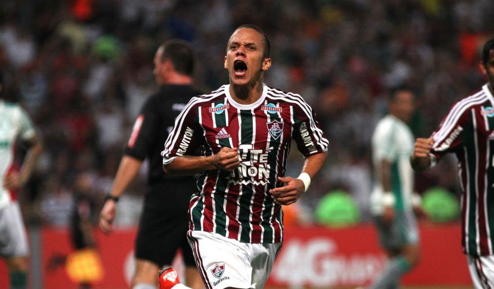 Fluminense faz 2 a 1 em casa 
