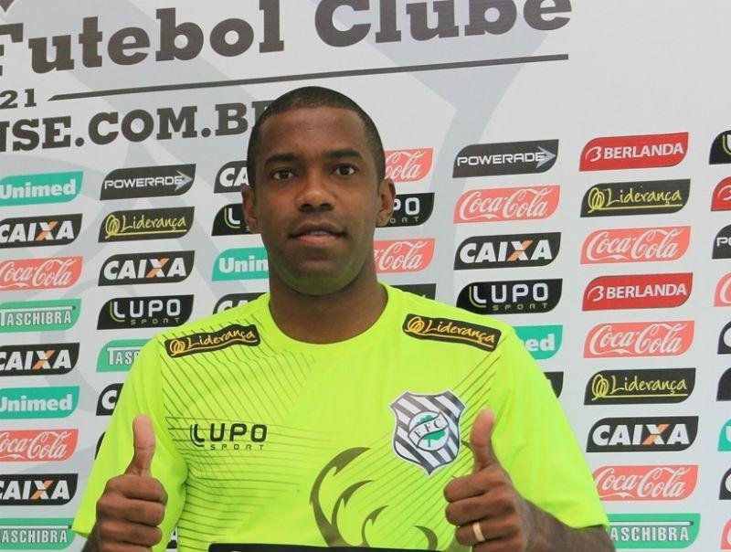 Inter cogita contrata&ccedil;&atilde;o de volante do Figueirense para 2016