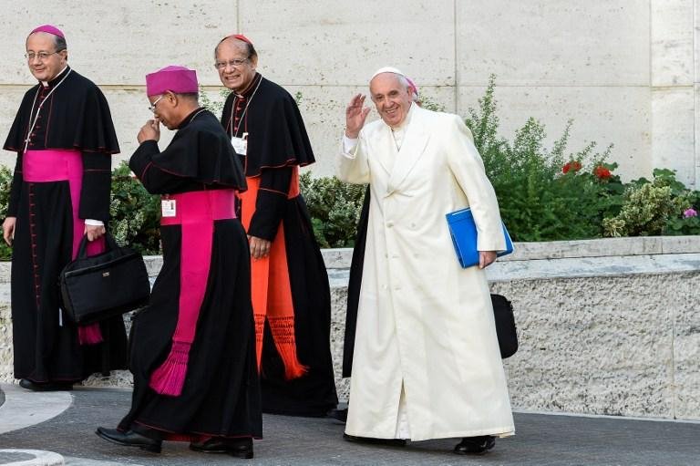 Papa Francisco recebeu o relat&oacute;rio final de tr&ecirc;s semanas de debates neste s&aacute;bado
