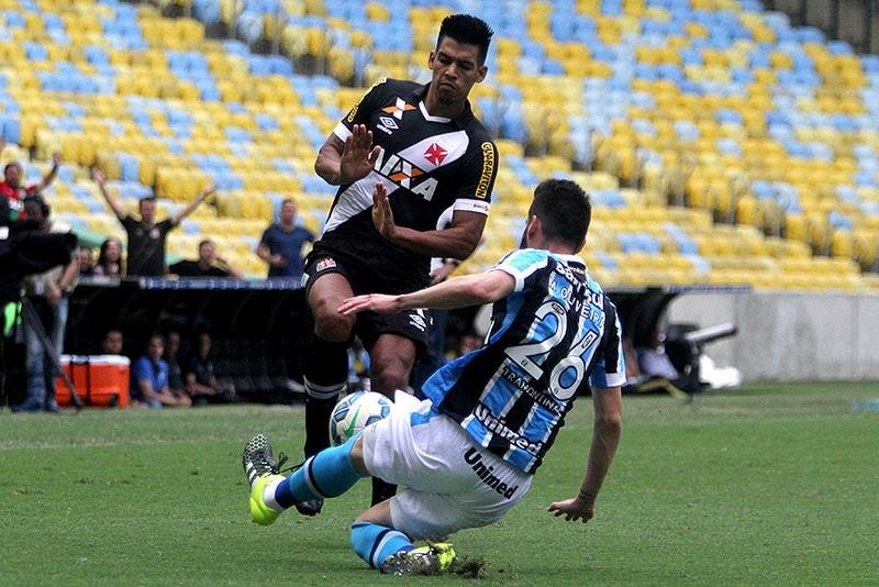 Gr&ecirc;mio e Vasco ficaram no 0 a 0