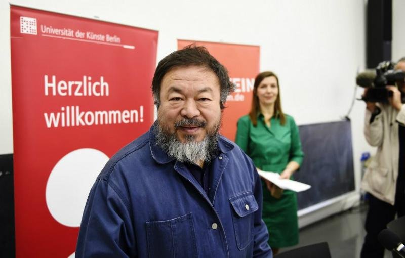 Ai Weiwei organiza coleta para conseguir pe&ccedil;as de Lego