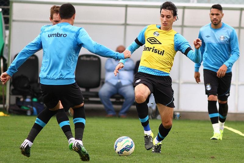 Geromel admitiu que campanha do Gr&ecirc;mio est&aacute; acima do esperado