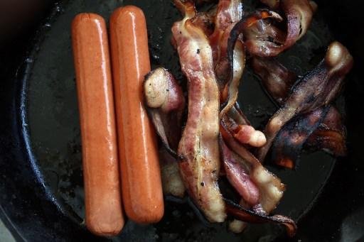 Relat&oacute;rio da OMS indicou que consumo excessivo de carne &eacute; potencialmente cancer&iacute;geno