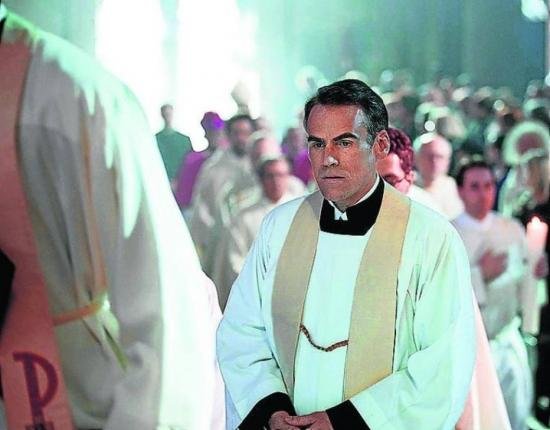 Filme utiliza como pano de fundo tr&ecirc;s amigos sacerdotes