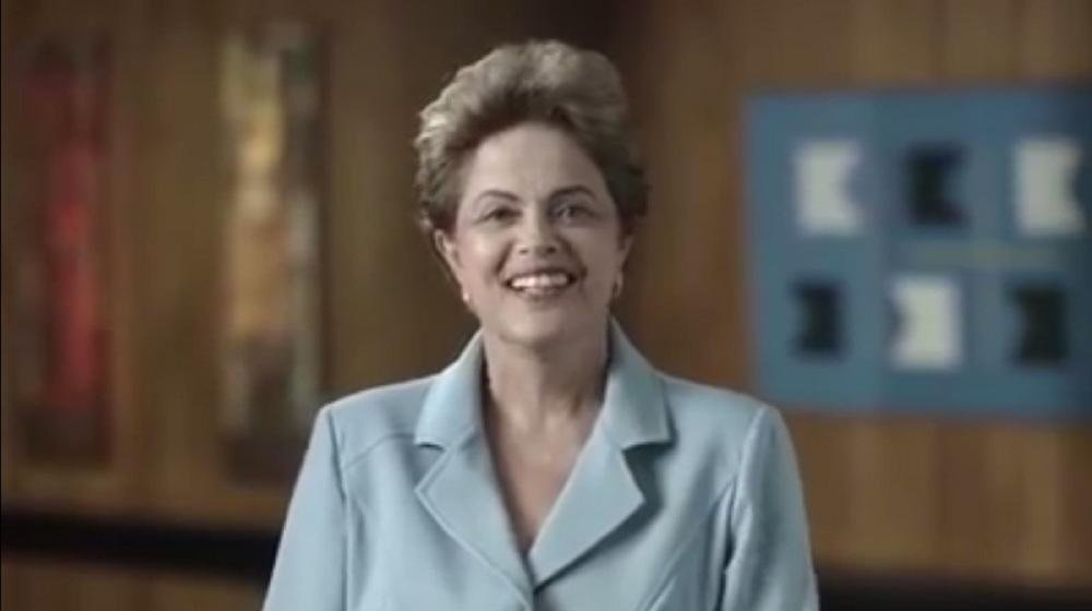 Dilma age para se reaproximar de Lula