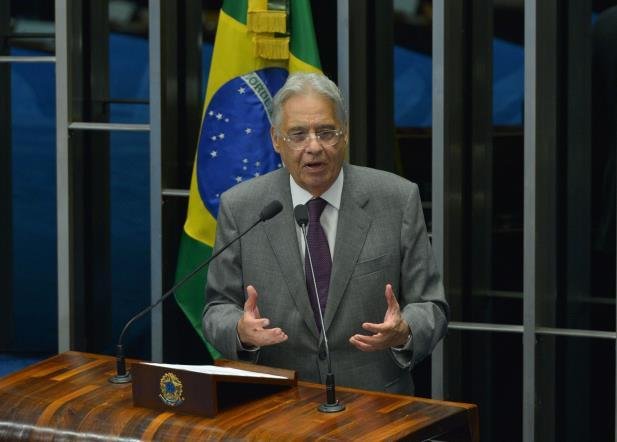 FHC condenou revoga&ccedil;&atilde;o de Estatuto do Desarmamento