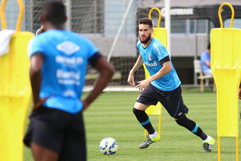 Marcelo Oliveira atuar&aacute; como volante no domingo