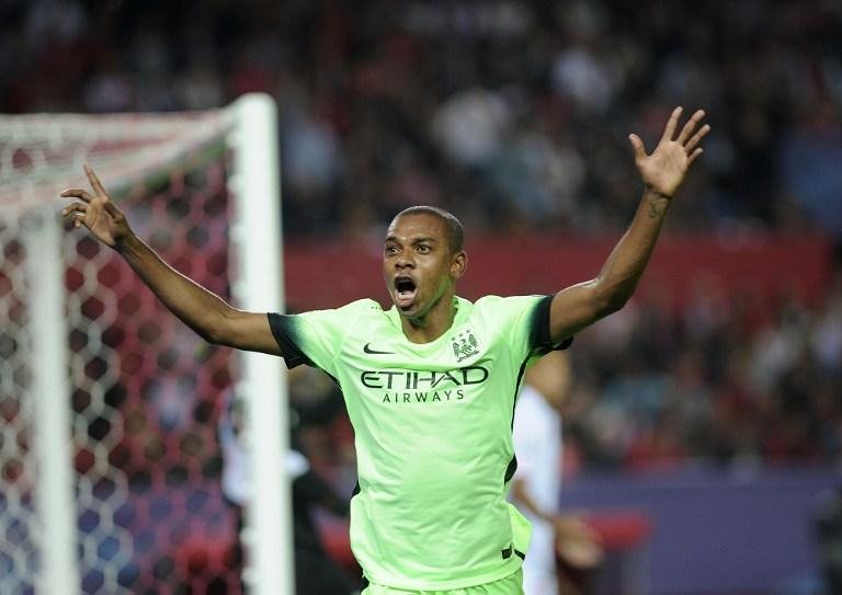 Fernandinho marcou um dos gols do City