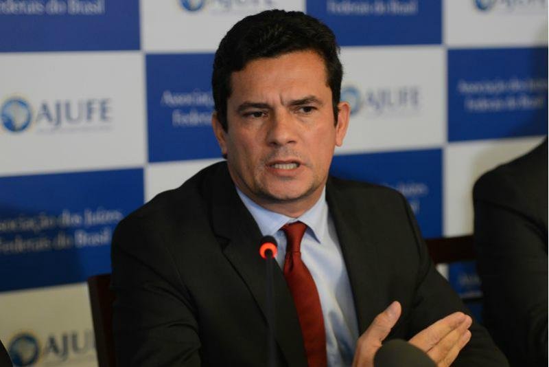 Moro cita Volks ao sugerir acordo de leni&ecirc;ncia a Mendes Junior