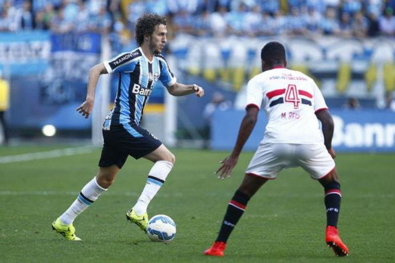 Lateral-direito comemorou estar em sua melhor temporada desde que chegou em Porto Alegre