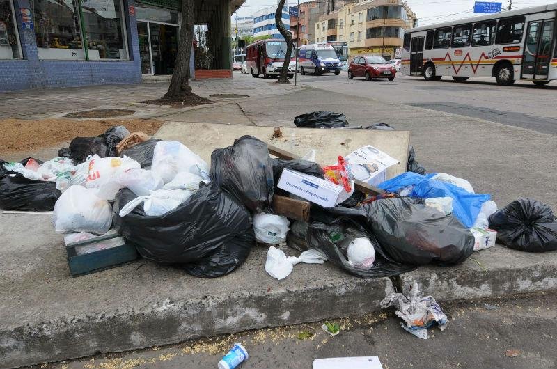 DMLU fez coleta emergencial nessa quinta