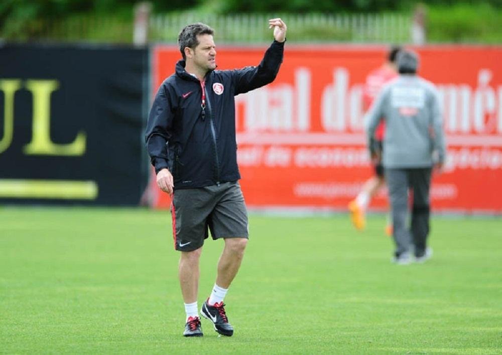 Argel Fucks manteve mist&eacute;rio sobre equipe que entra em campo