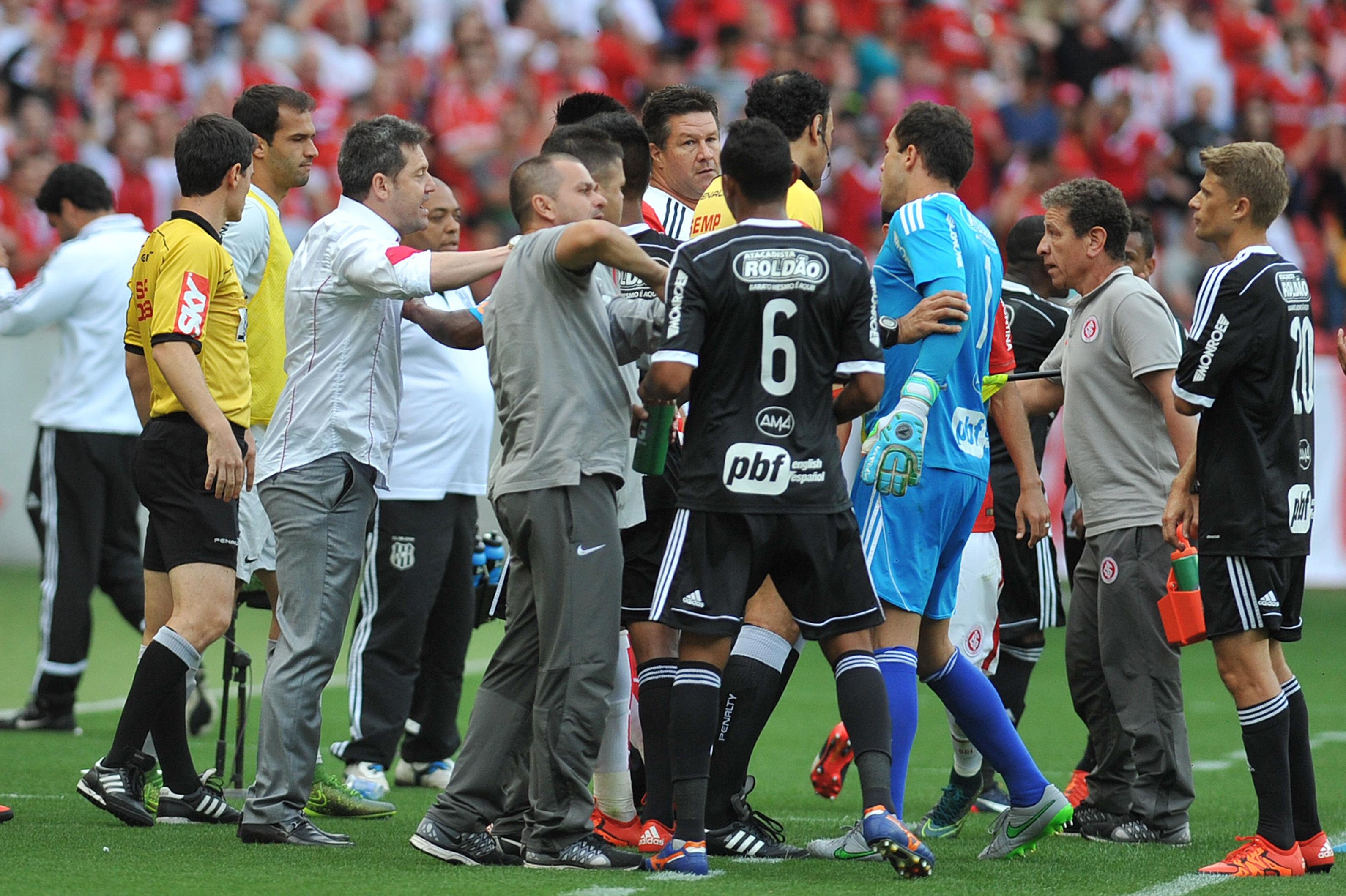 Atletas da Ponte Preta reclamaram da falta de fair play 