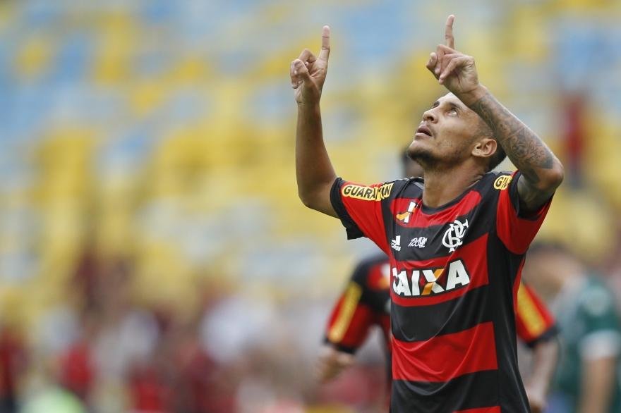Flamengo goleia Goi&aacute;s e quebra jejum ap&oacute;s ficar quatro partidas sem marcar