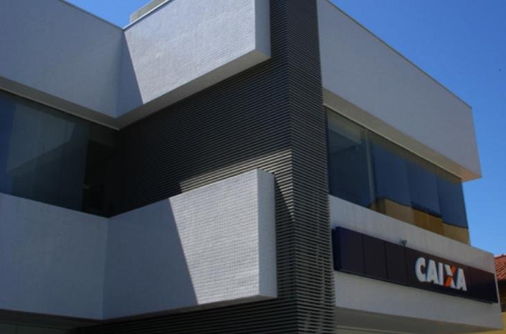 Governo ainda deve mais R$ 1,5 bilh&atilde;o &agrave; Caixa, diz Levy
