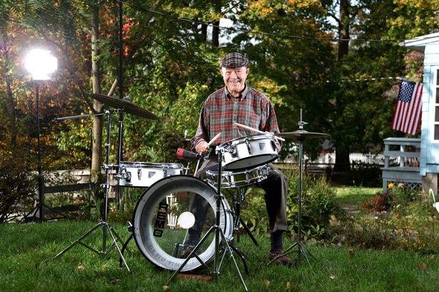 Andy White tinha 85 anos e ficou pouco tempo com os Beatles