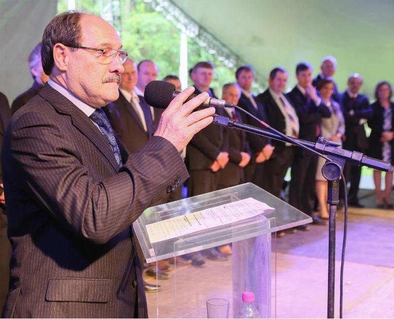 Sartori encaminhar&aacute; o projeto de reajuste ainda este m&ecirc;s &agrave; Assembleia