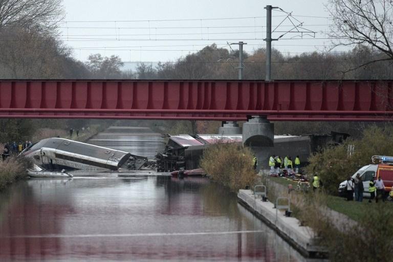 Descarrilamento de trem na Fran&ccedil;a faz ao menos 7 mortos