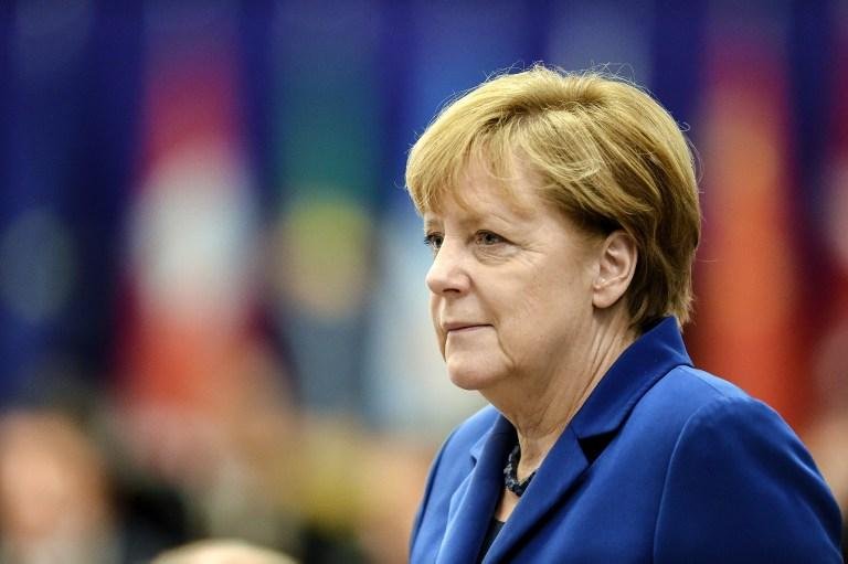 Chanceler Angela Merkel durante partida