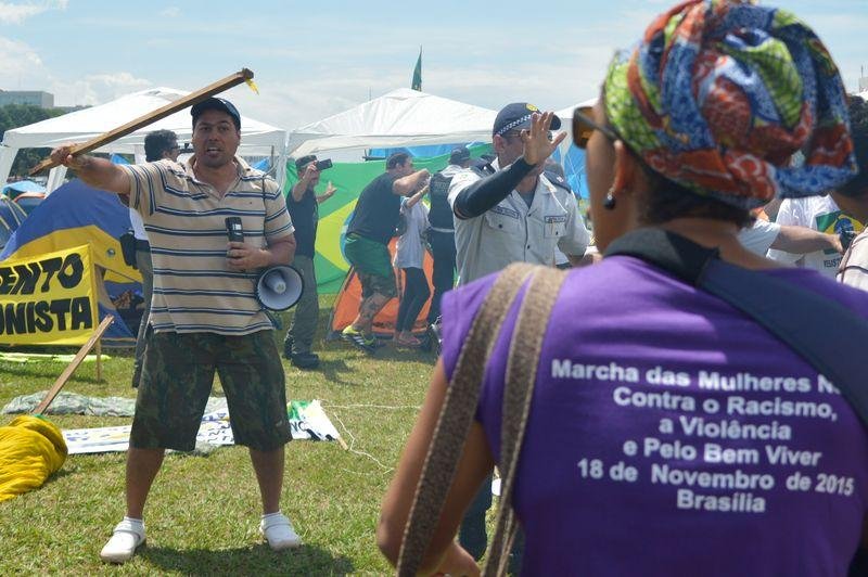 Confus&atilde;o envolvia grupo da Marchas das Mulheres Negras e os que pedem interven&ccedil;&atilde;o militar