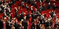 Deputados franceses autorizam o governo a bloquear sites