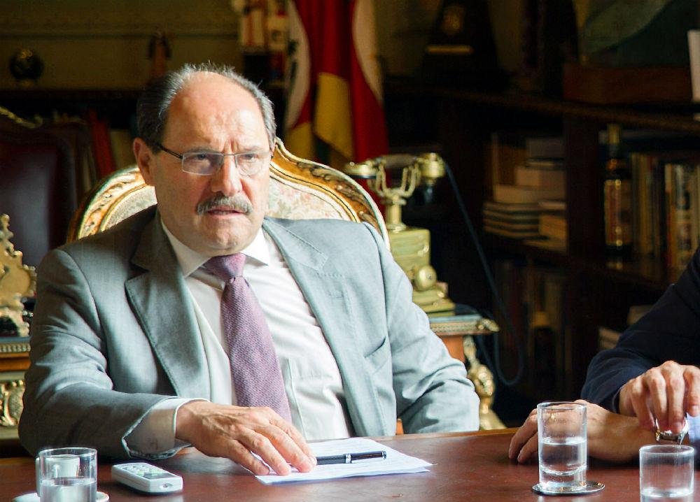 Governador buscava posi&ccedil;&atilde;o solid&aacute;ria dos poderes por conta da crise do Estado