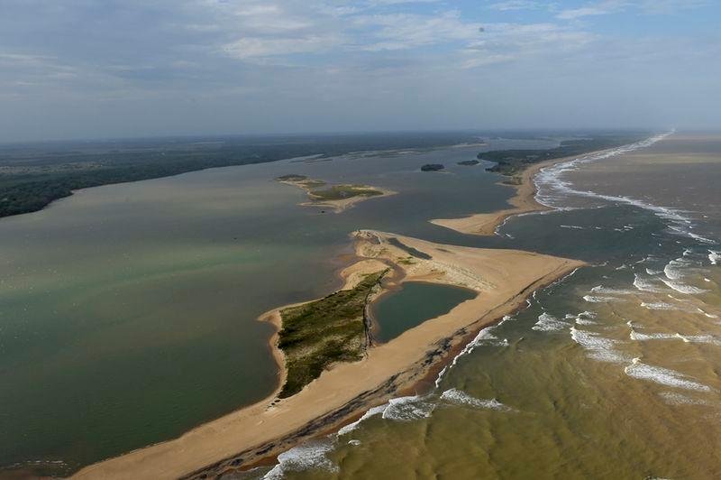 Justi&ccedil;a manda Samarco retirar barreira antilama