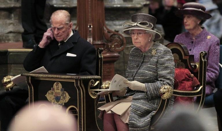 Rainha Elizabeth II e seu marido pr&iacute;ncipe Philip