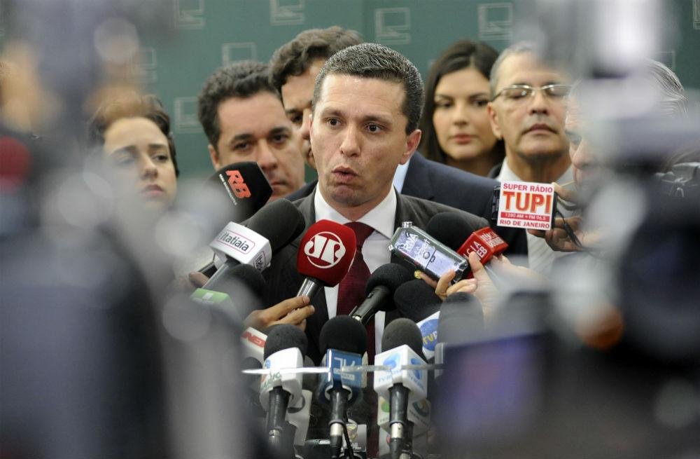 Fausto Pinato (PRB-SP) diz estar convencido de que h&aacute; elementos m&iacute;nimos que indicam quebra de decoro