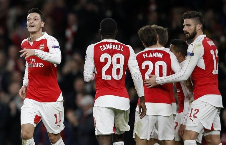 Arsenal vence o D&iacute;namo Zagreb por 3 a 0 e segue vivo na Liga dos Campe&otilde;es