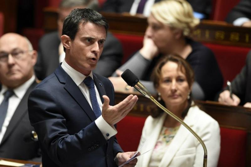 Para Manuel Valls, controle das fronteiras do bloco &eacute; essencial para sua manuten&ccedil;&atilde;o 