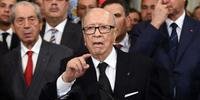 Essebsi anunciou o restabelecimento do estado de emergência, decretado pela última vez há menos de dois meses