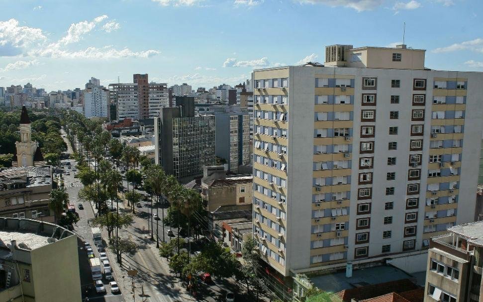 Em Porto Alegre, os term&ocirc;metros variam entre 18&deg;C e 30&deg;C