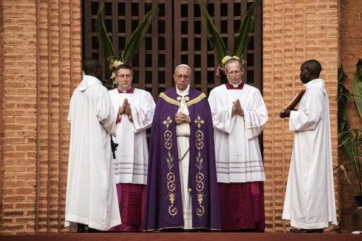Francisco falou durante celebra&ccedil;&atilde;o de missa na catedral de Bangui 