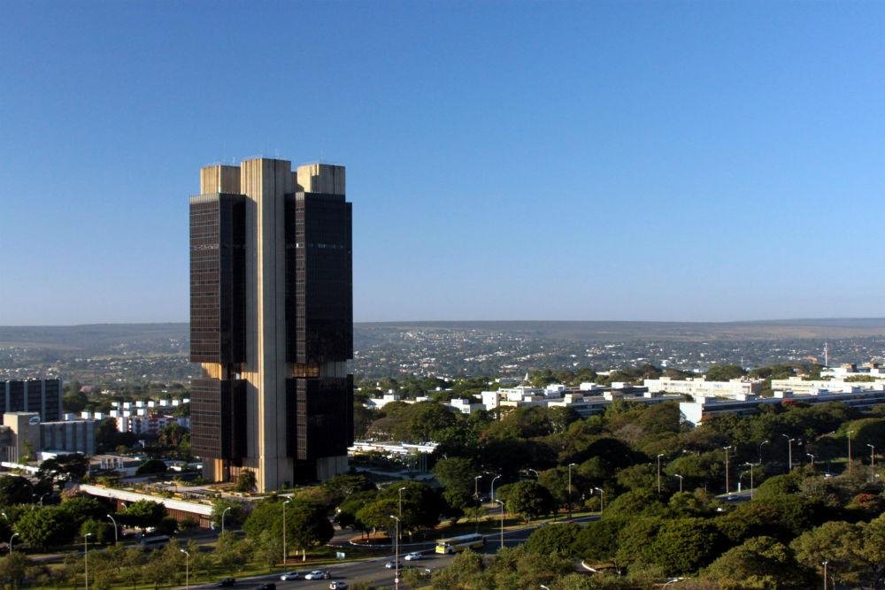 Taixa abaixo de dois d&iacute;gitos ser&aacute; vista apenas no final de 2020, pelo mesmo levantamento