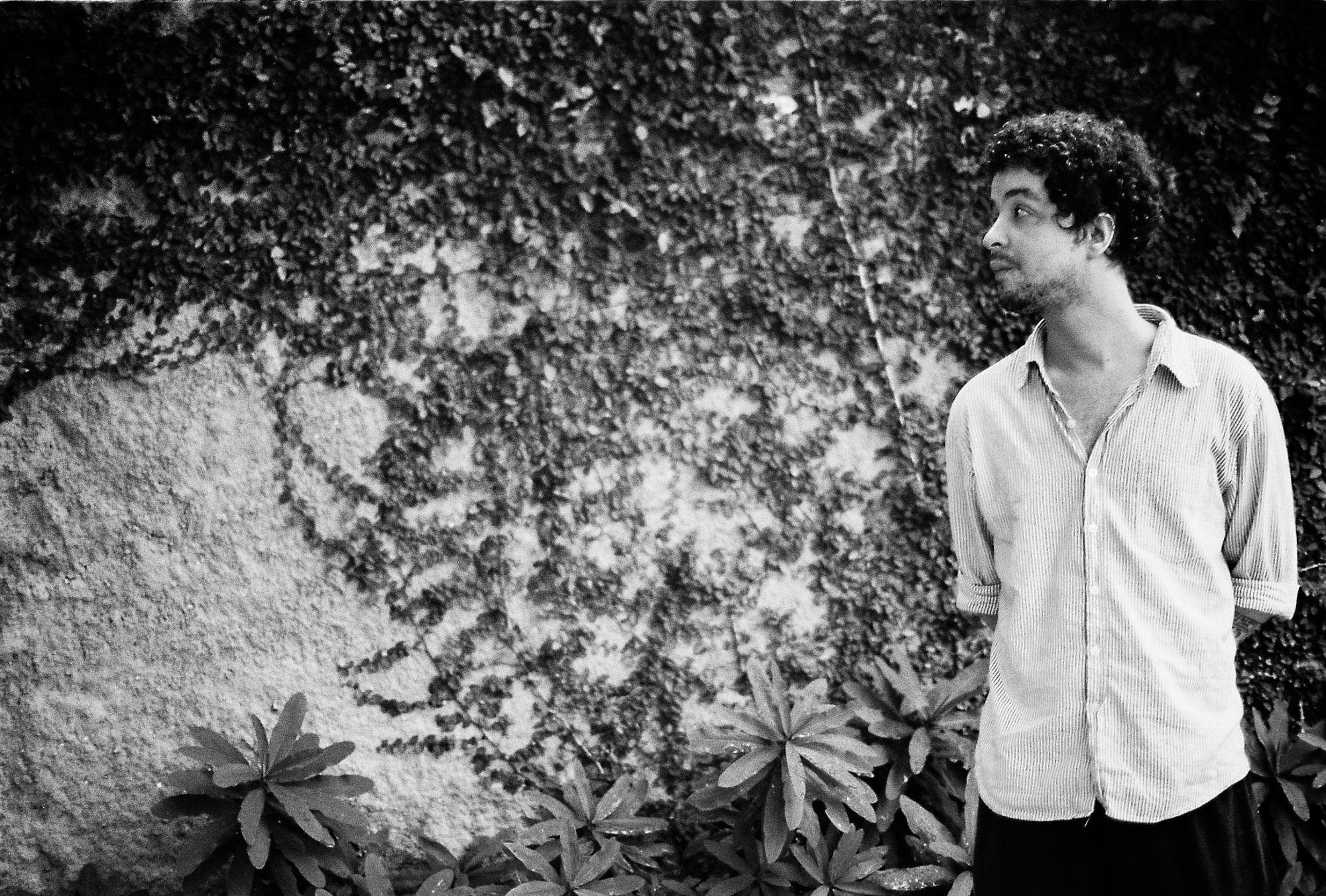 "A Praia" &eacute; o terceiro disco solo do carioca