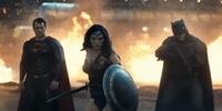 No trailer, Superman, Mulher-Maravilha e Batman se preparam para nova batalha